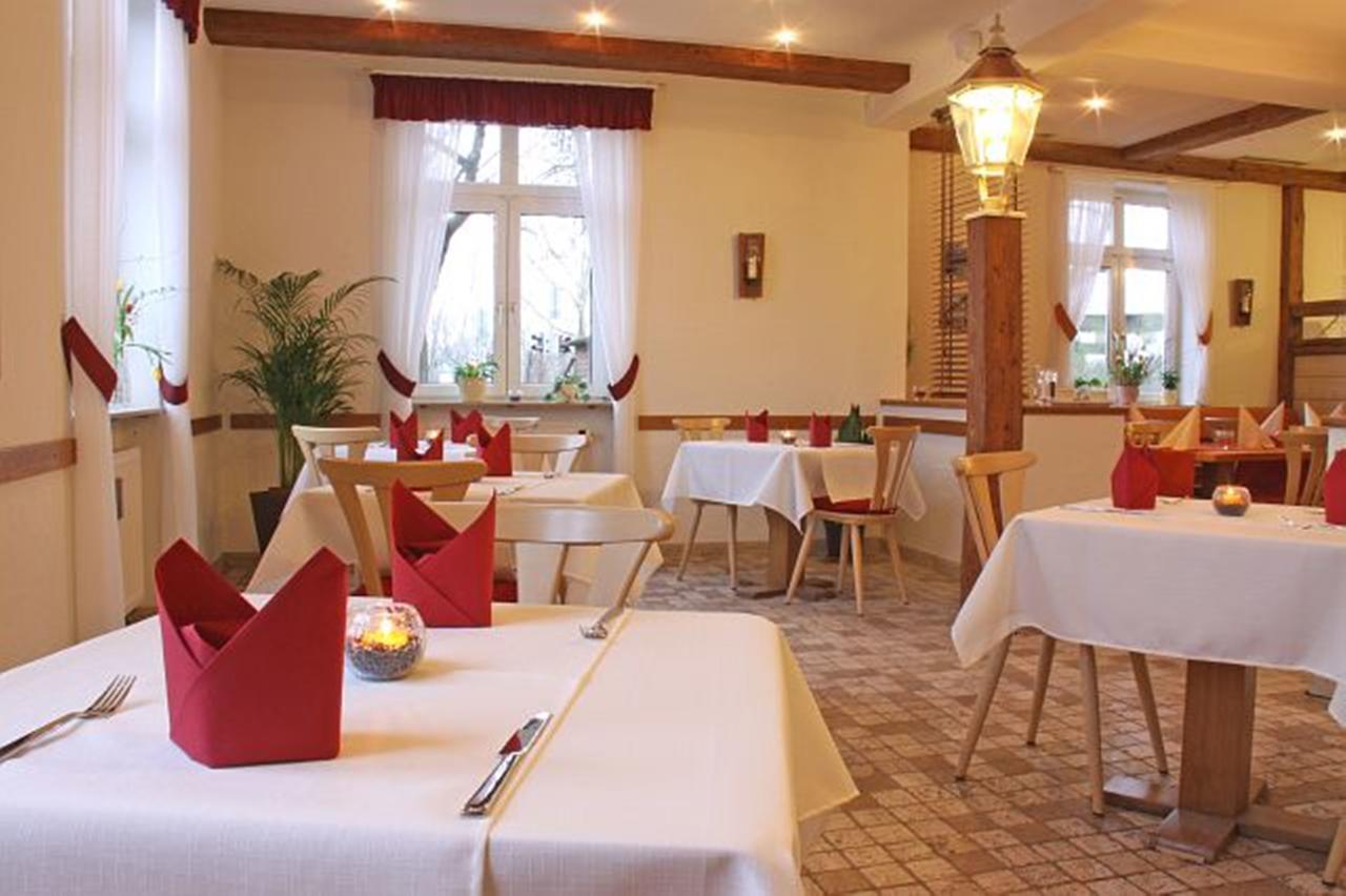Hotel Neuwirtshaus Estugarda Restaurante foto